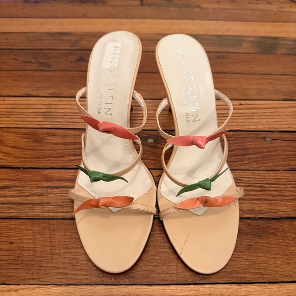 *New Vintage* y2k Anne Klein Strappy Leather Heels - Picture 2 of 8